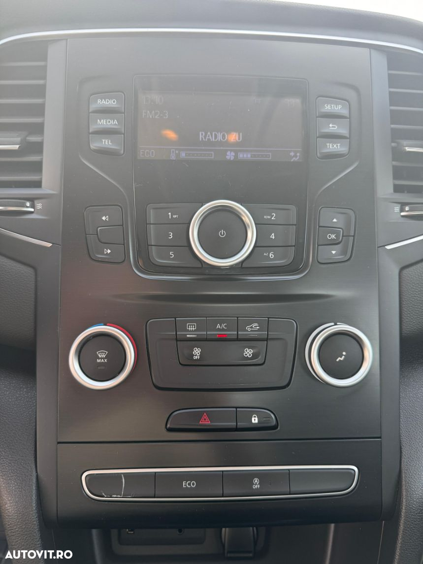 Renault Megane - 11