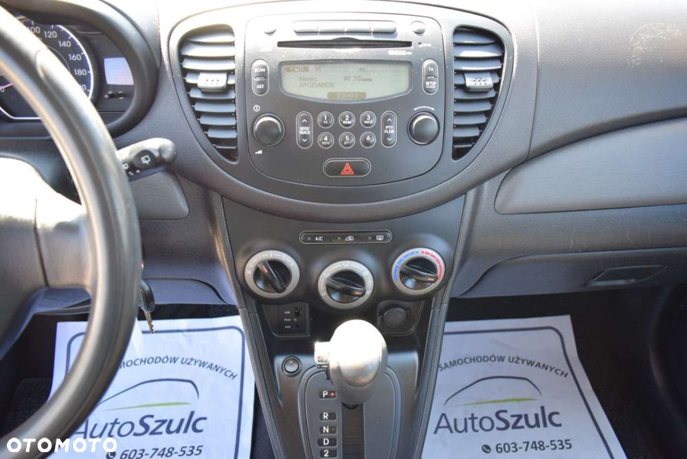 Hyundai i10 - 25