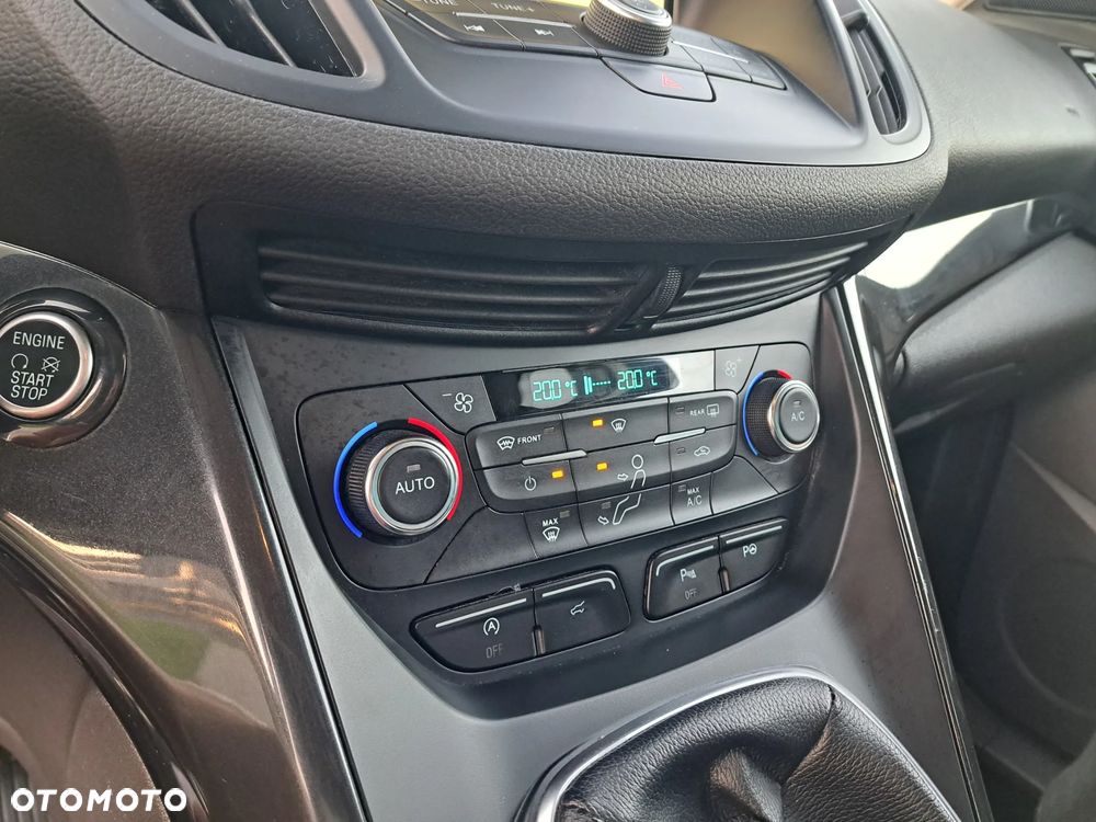 Ford Kuga - 21