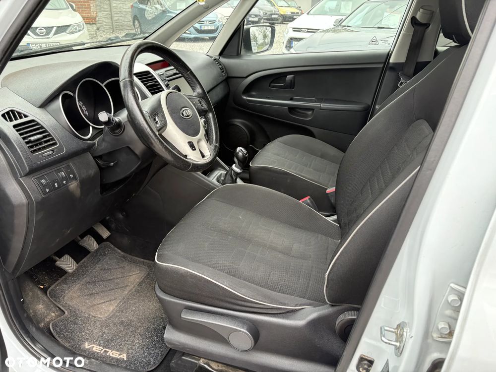 Kia Venga 1.6 CRDi M - 9
