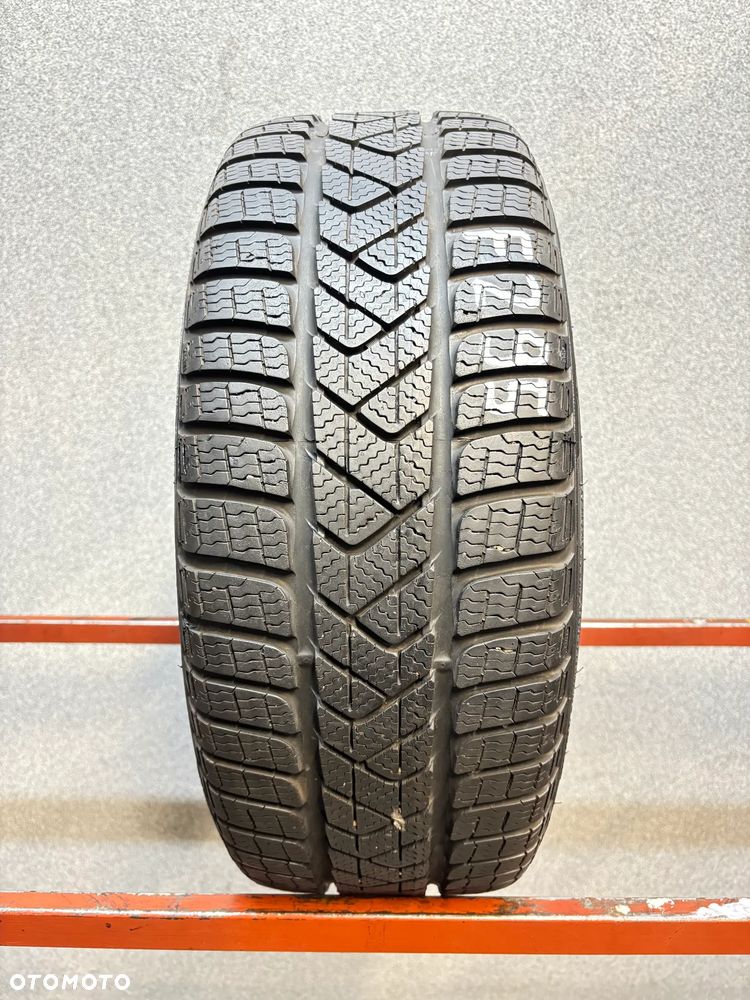 1 Opona Zimowa Pirelli 205/40/17 84H, XL - 1