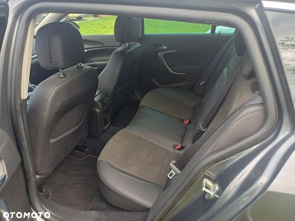 Opel Insignia - 10
