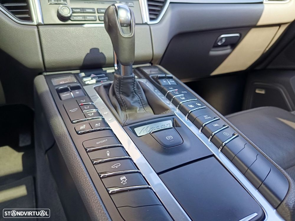 Porsche Macan S - 27
