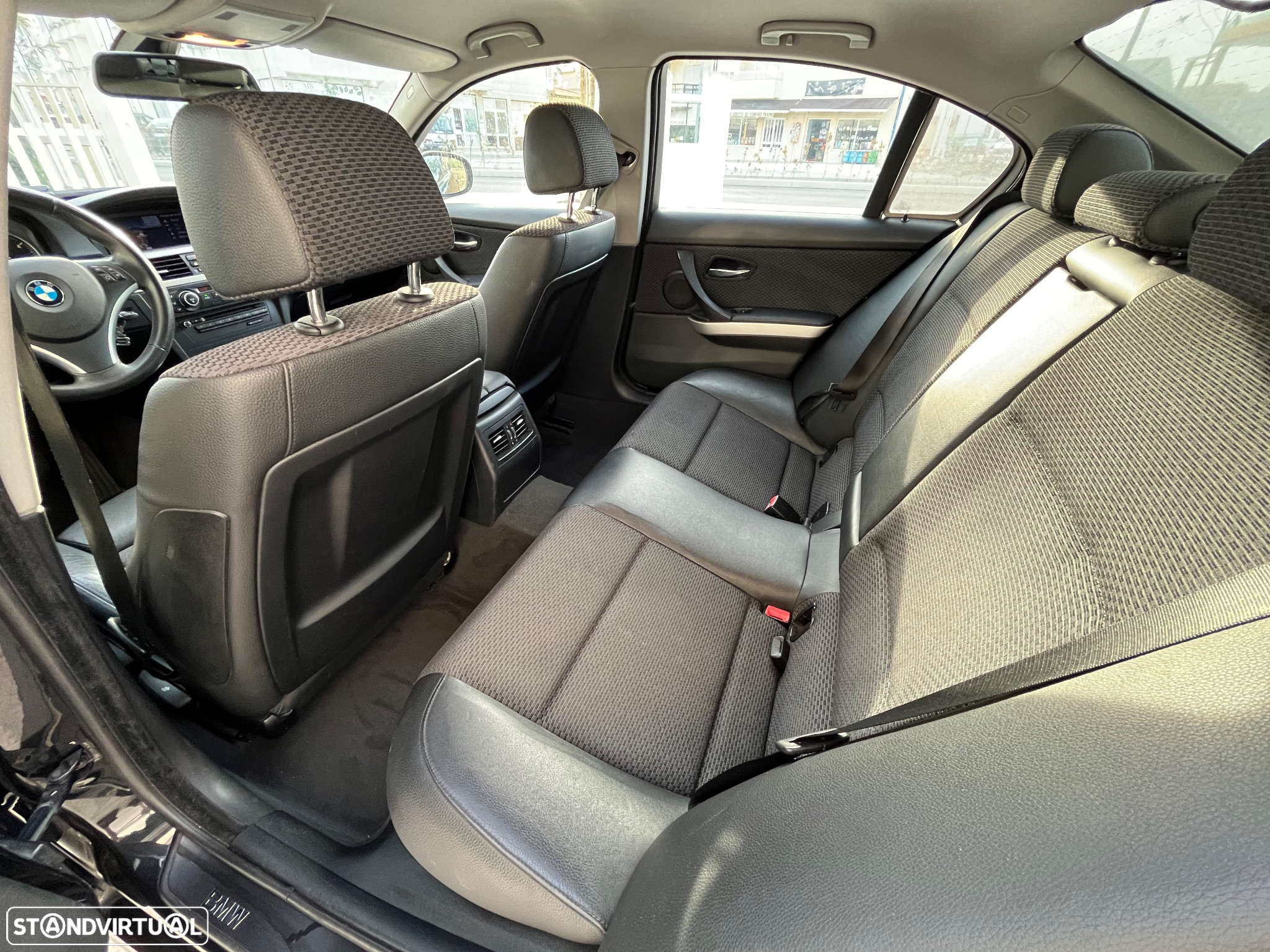 BMW 320 d Sport - 22
