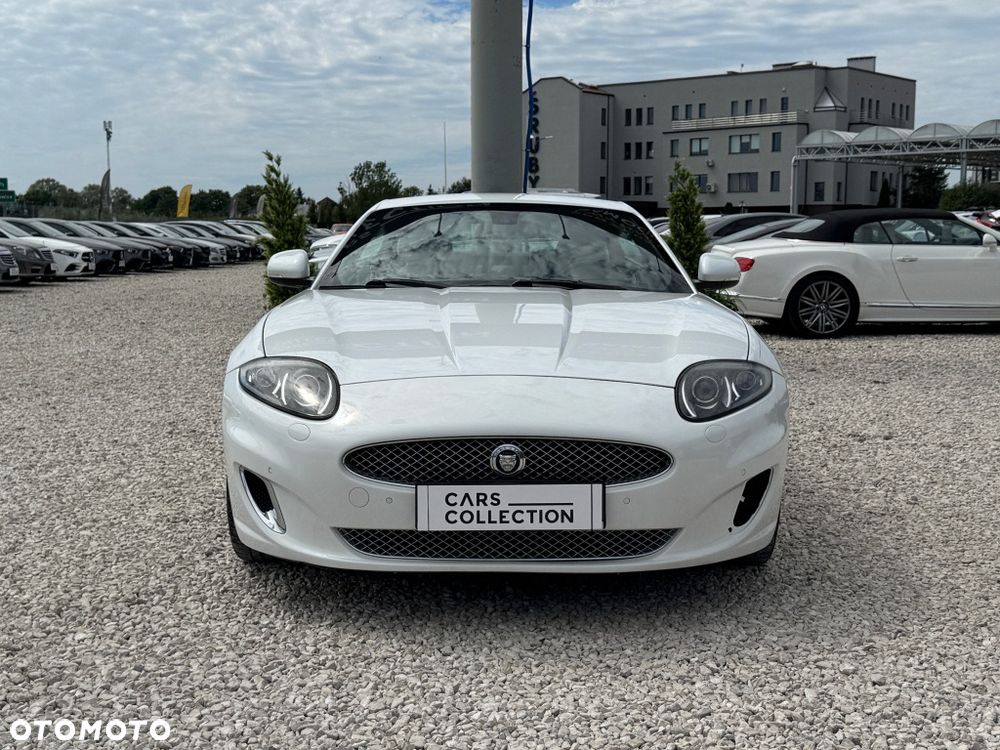Jaguar XK - 9