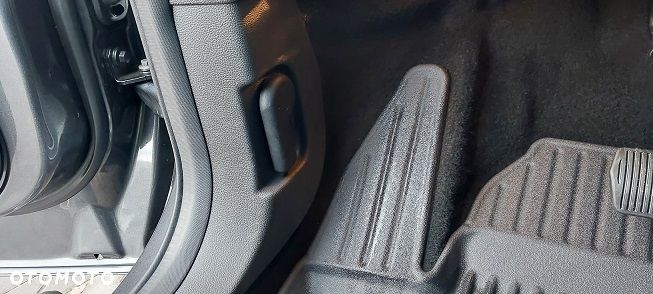 Ford Kuga 2.0 TDCi FWD Trend - 35