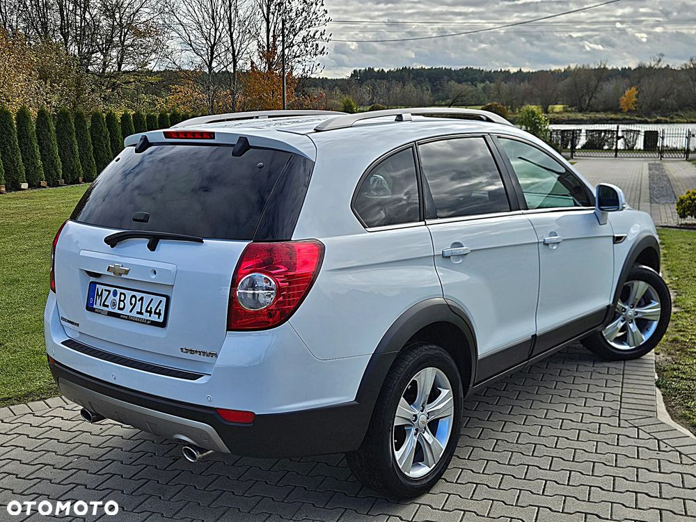 Chevrolet Captiva - 22