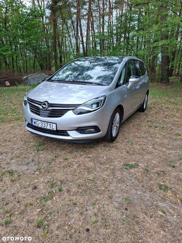 Opel Zafira 1.6 CDTI Plus S&S - 1