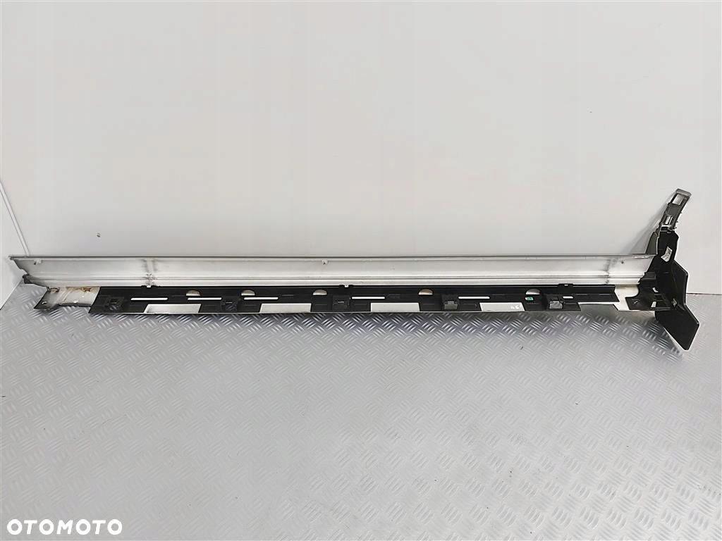 Listwa progowa prawa Ford Kuga MK3 Magnetic Grey 2020- - 5