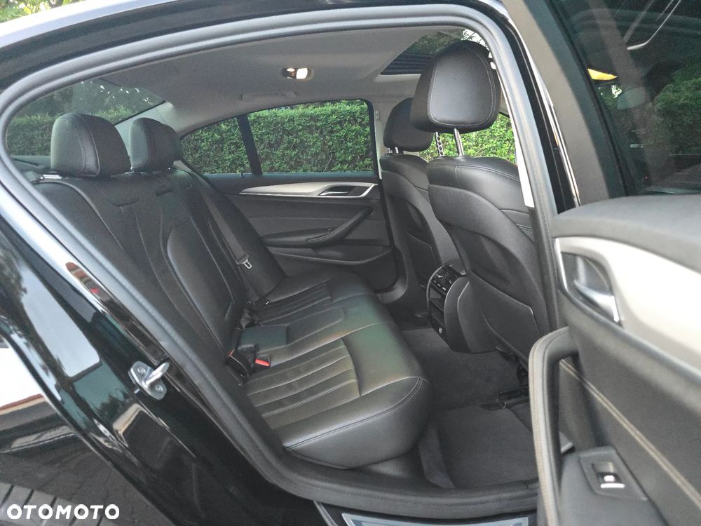 BMW Seria 5 - 17