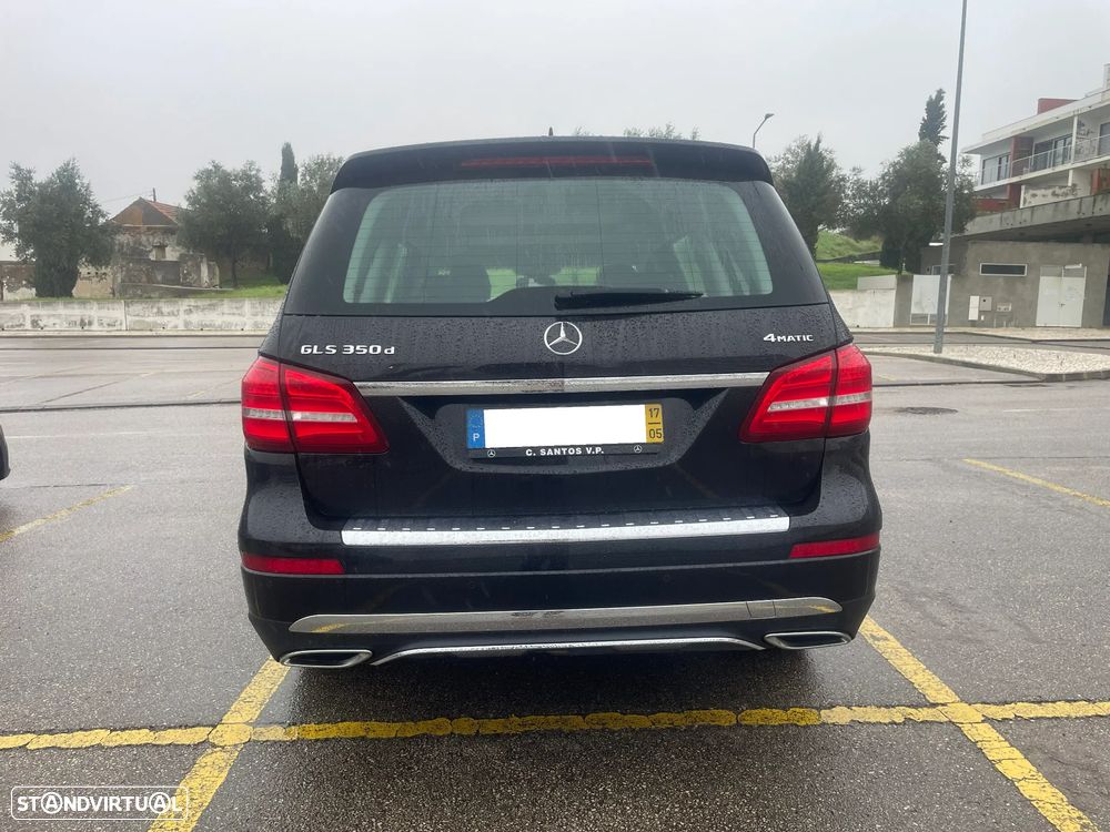 Mercedes-Benz GLS 350 d 4-Matic - 4