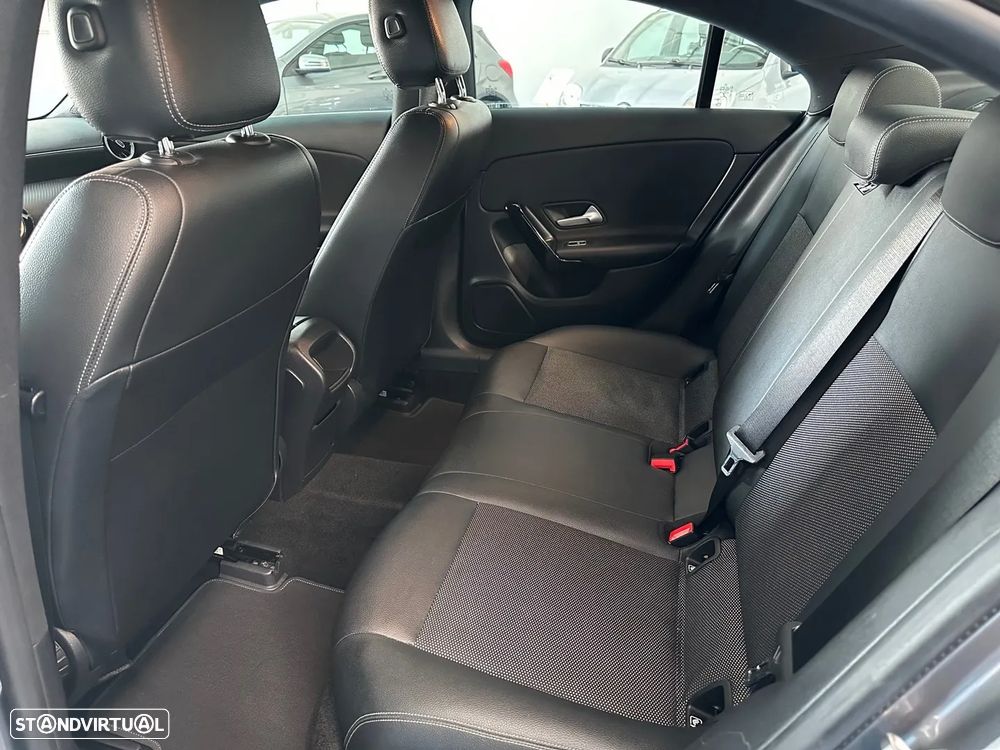 Mercedes-Benz CLA 180 - 19