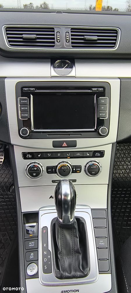 Volkswagen Passat - 9