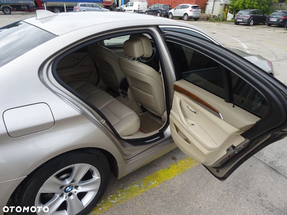 BMW Seria 5 520d - 17