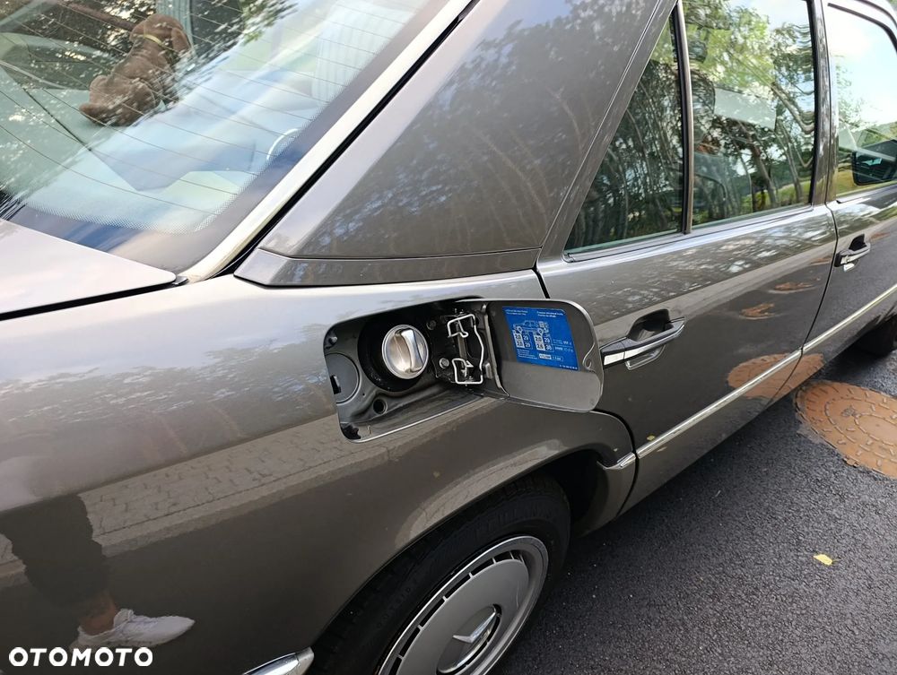 Mercedes-Benz W124 (1984-1993) - 9