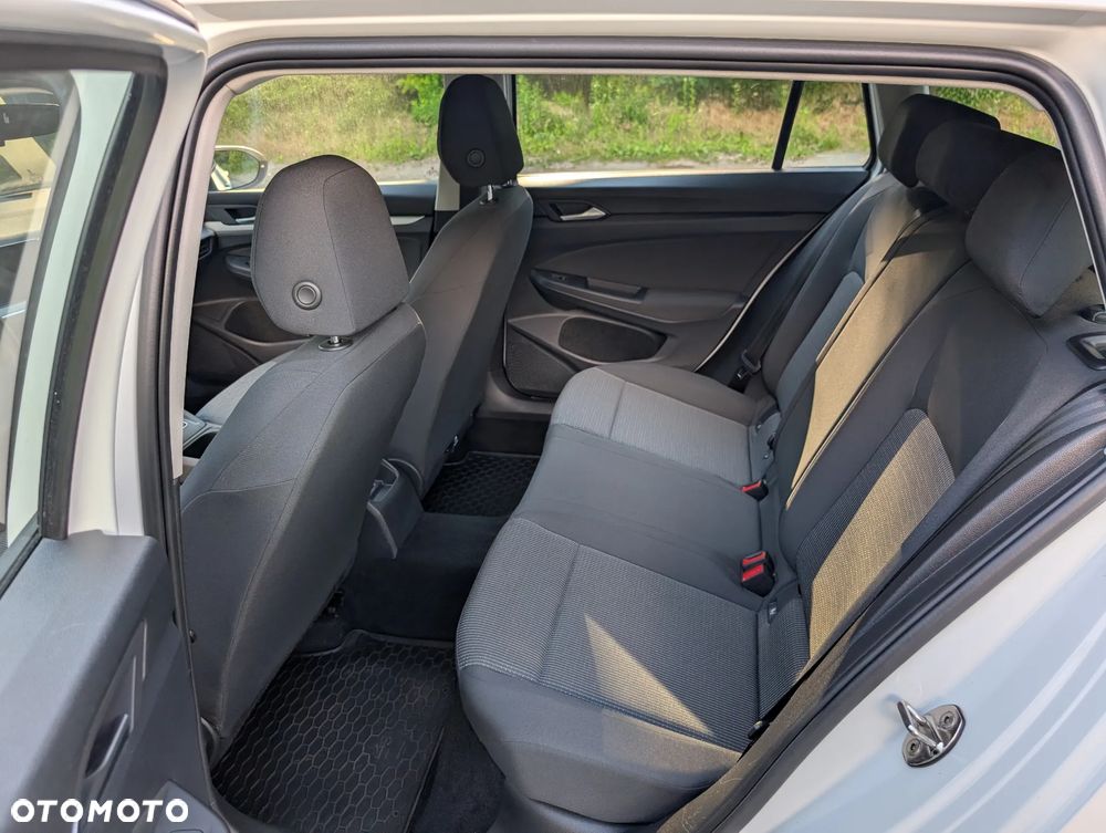 Volkswagen Golf 1.0 TSI Life - 17