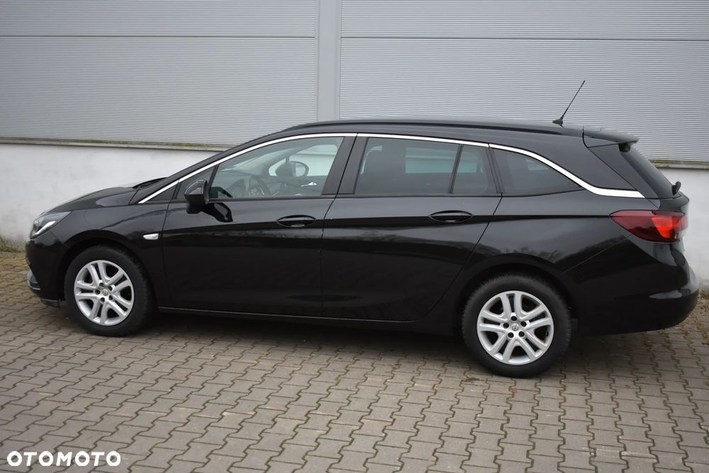 Opel Astra 1.6 CDTI Essentia S&S - 12