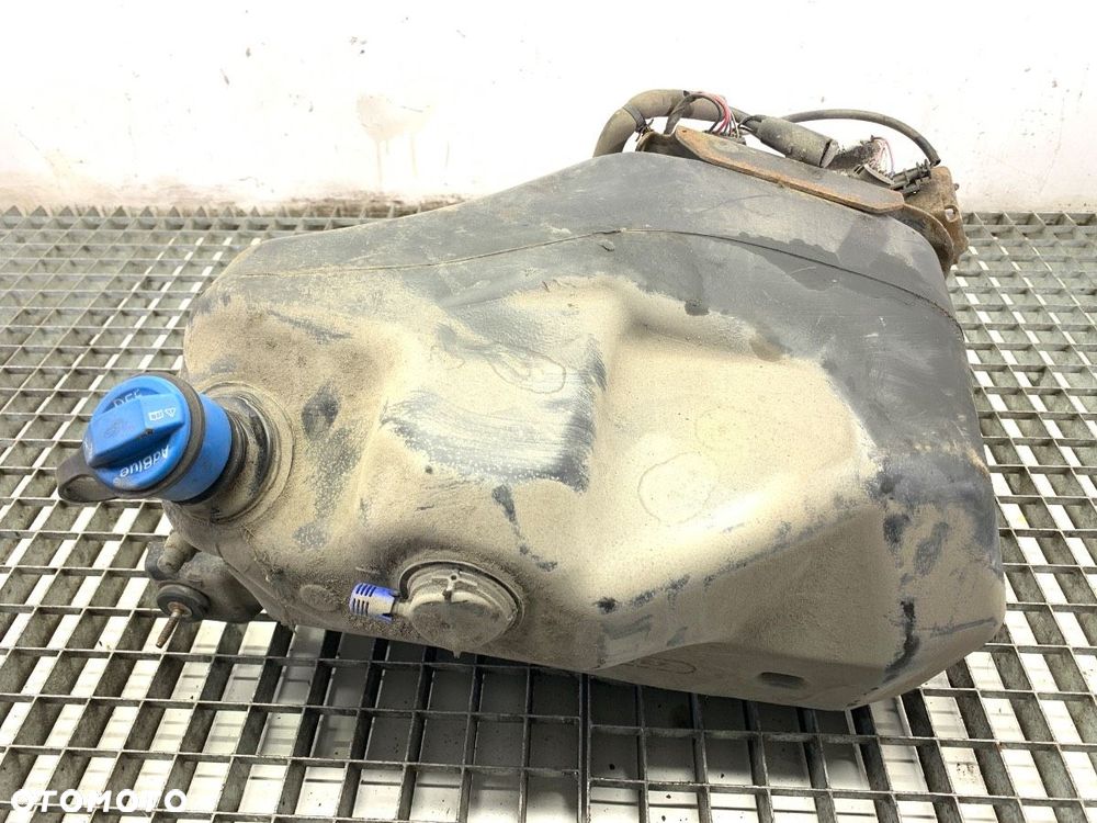 ZBIORNIK SCR  JAGUAR F-PACE (X761) 2015 - 2022 2.0 TD4 AWD 132 kW [180 KM] olej napędowy 2015 - - 1