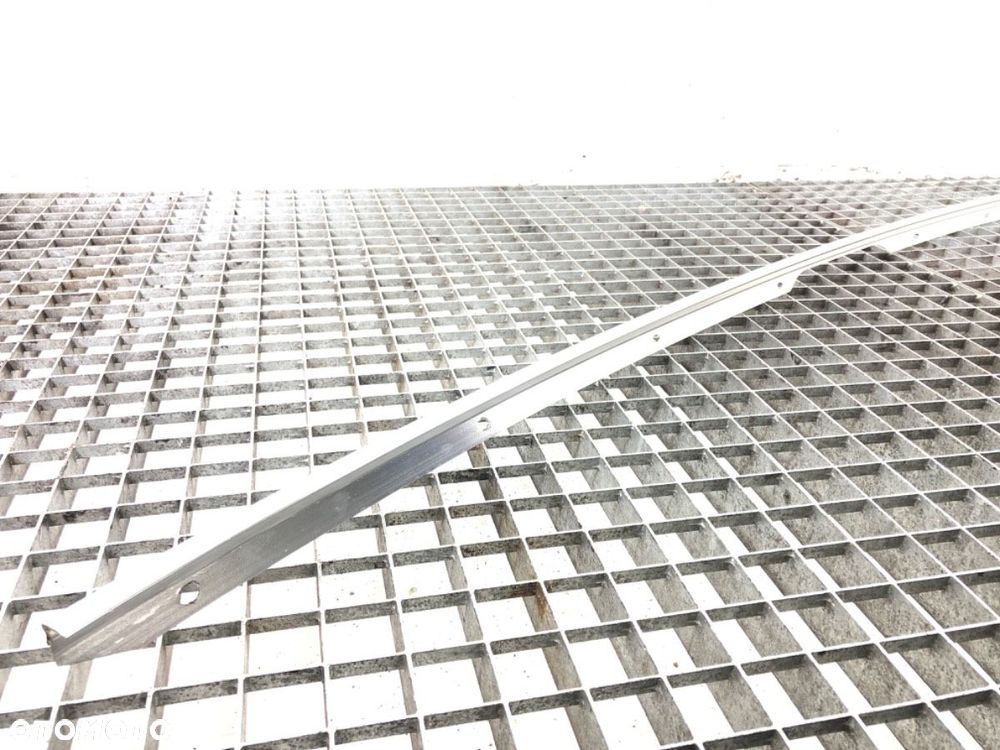 LISTWA CHROM PRAWA KAROSERYJNA  MASERATI QUATTROPORTE VI 2012 - 2022 3.0 S Q4 302 kW [411 KM] - 2