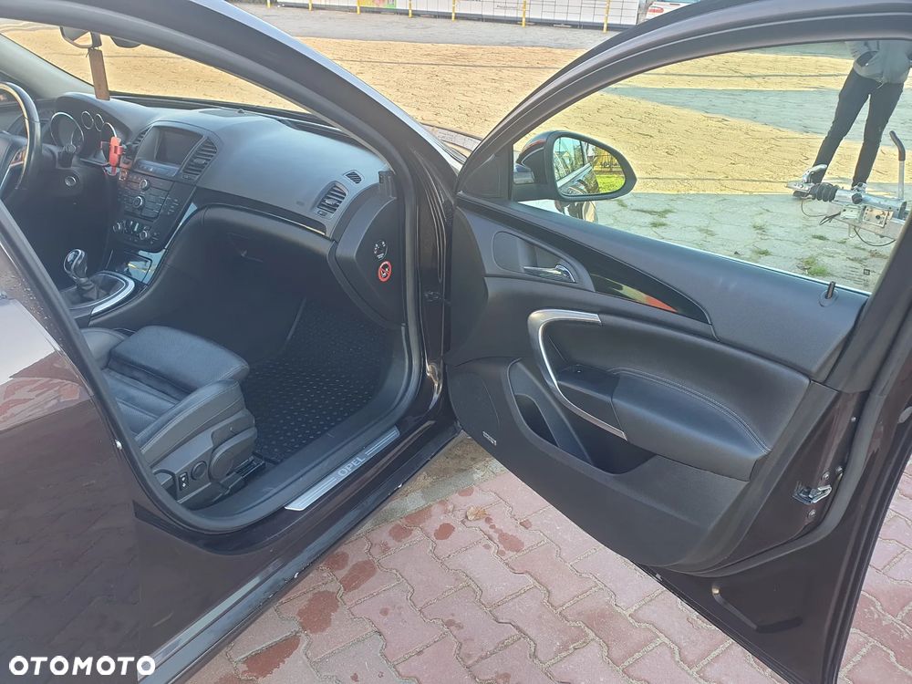 Opel Insignia - 13