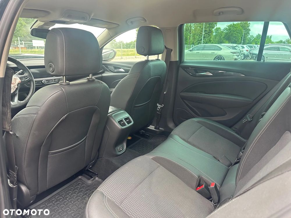 Opel Insignia 1.6 DI Turbo - 10