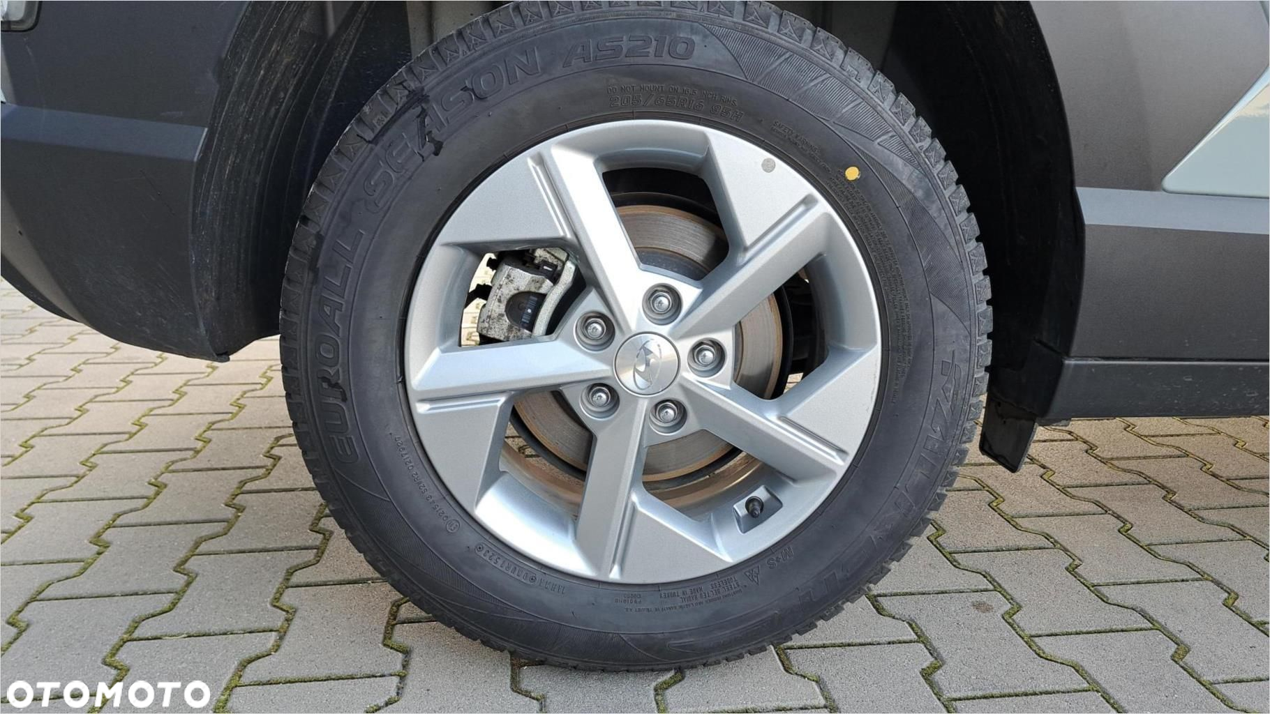 Hyundai Kona - 18