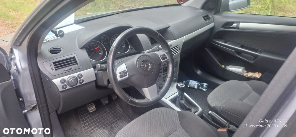 Opel Astra - 4