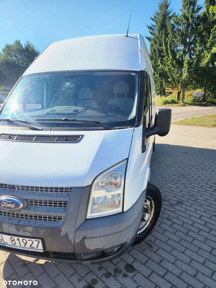 Ford Transit - 1