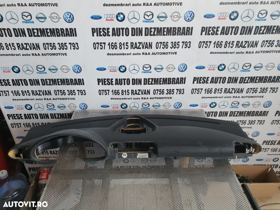 Plansa Bord Mercedes C Class W203 Dezmembrez Mercedes C Class W203 - 2