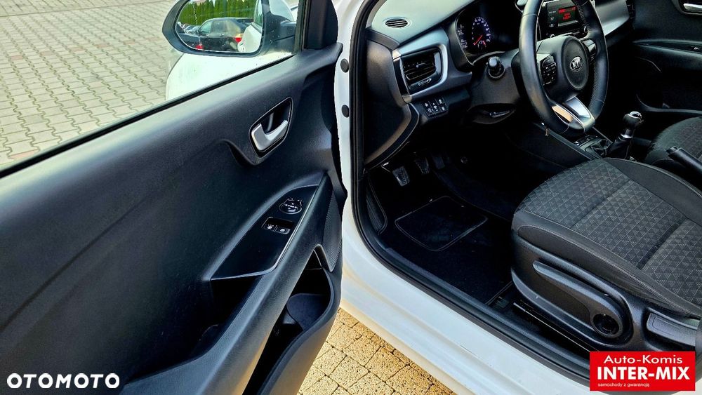 Kia Rio - 18