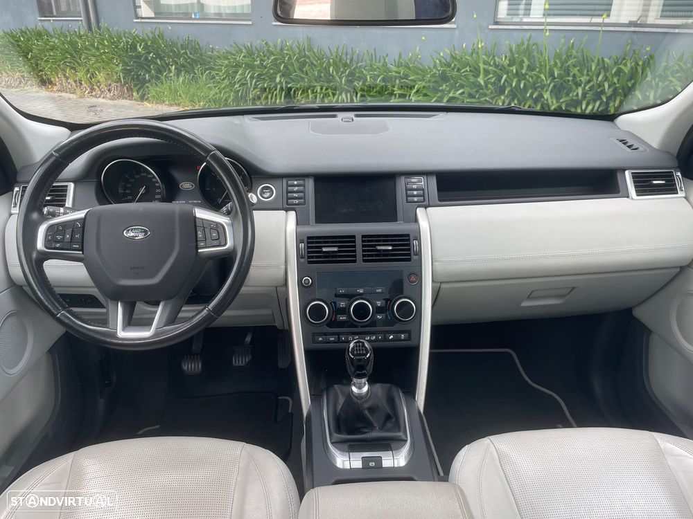 Land Rover Discovery Sport 2.0 TD4 HSE Luxury - 20
