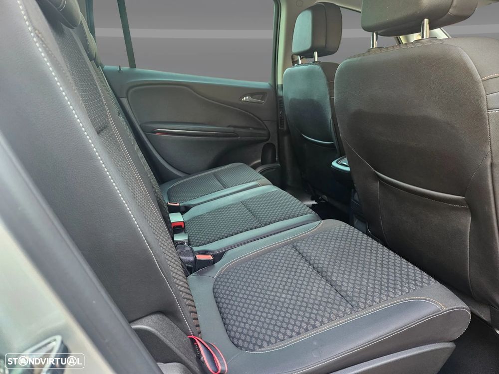 Opel Zafira 1.6 CDTi Cosmo - 27