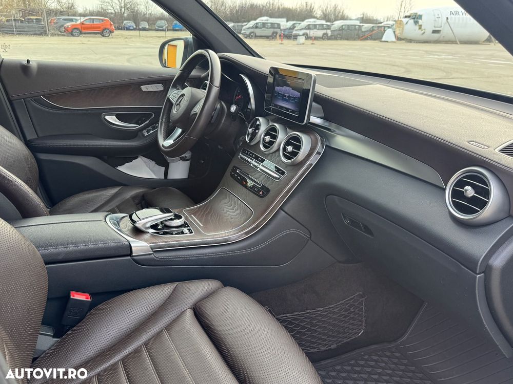 Mercedes-Benz GLC - 6