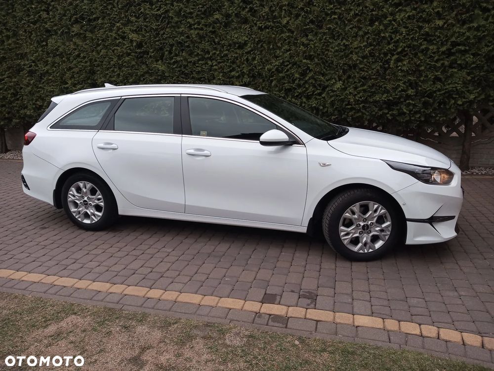 Kia Ceed 1.5 T-GDI M - 9