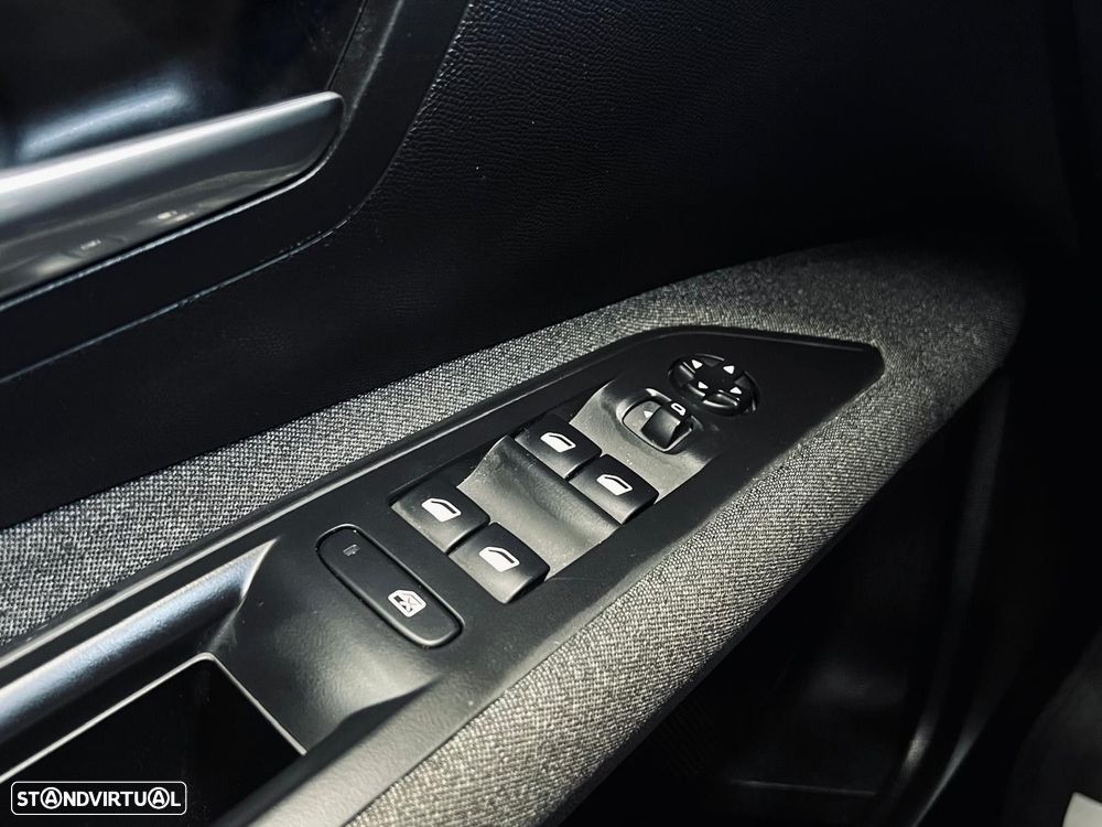 Peugeot 3008 1.6 BlueHDi Active - 31
