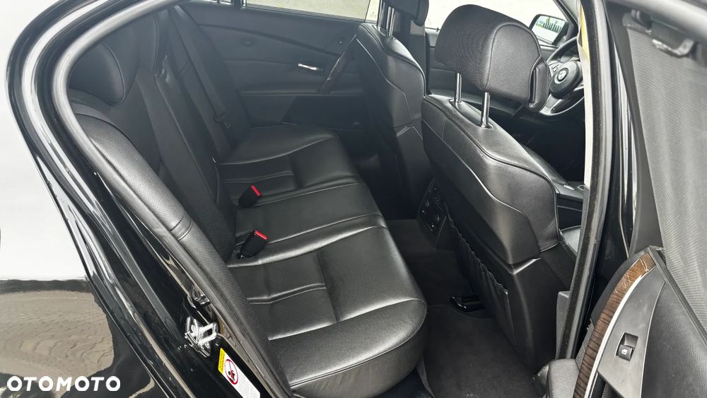 BMW Seria 5 535d - 12