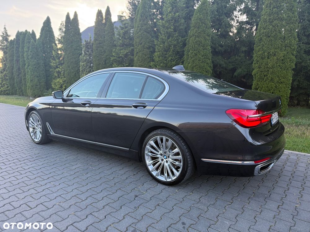 BMW Seria 7 730d xDrive - 30