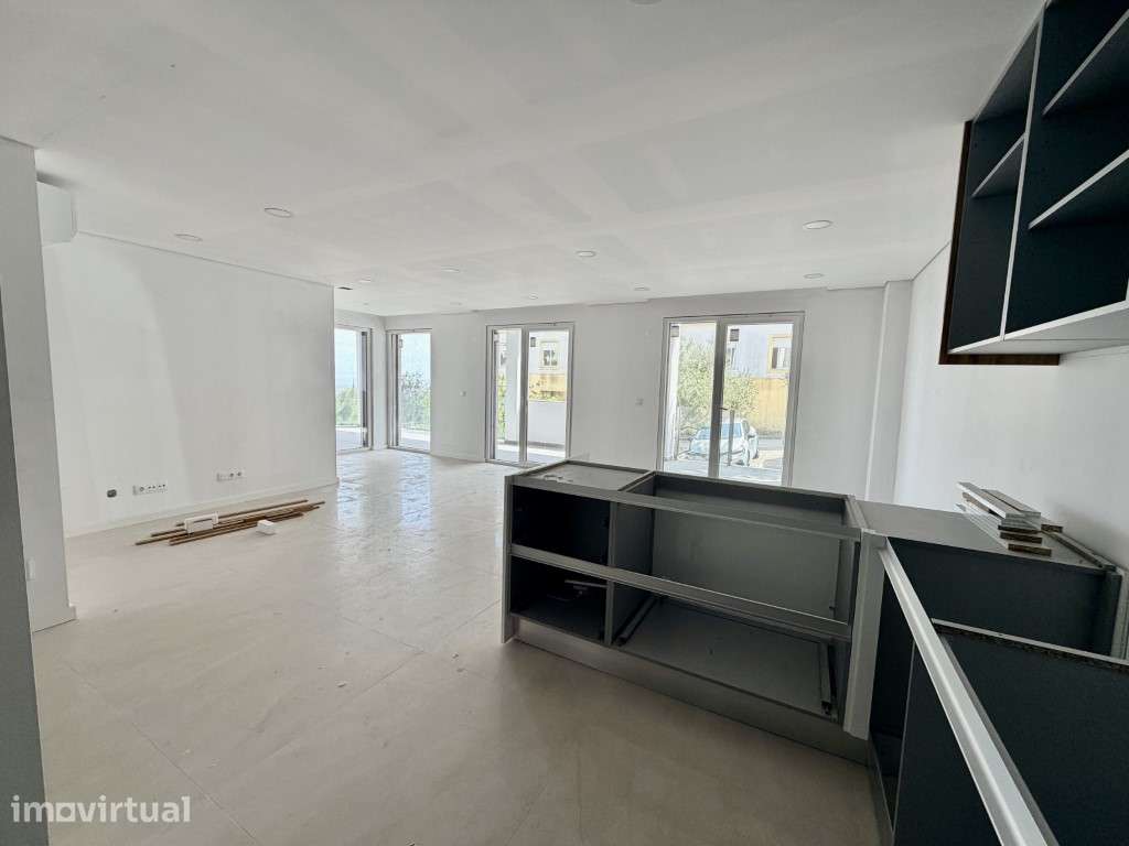 Apartamento Novo a venda em Palmela, com Parqueamento e Terraço - Grande imagem: 3/19