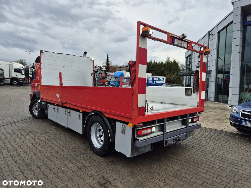 Volvo FM 330 / SKRZYNIA / HDS HIAB 840KG / KABINA SYPIALNIANA / AUTOMAT / HAK - 11