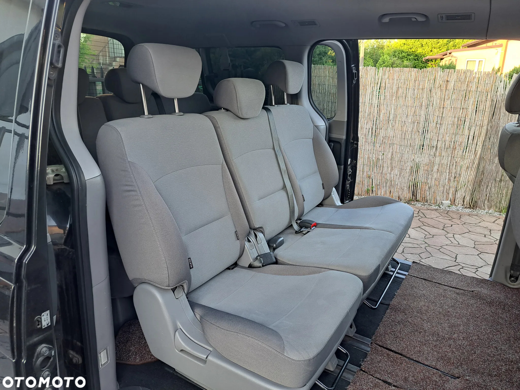 Hyundai H-1 - 17
