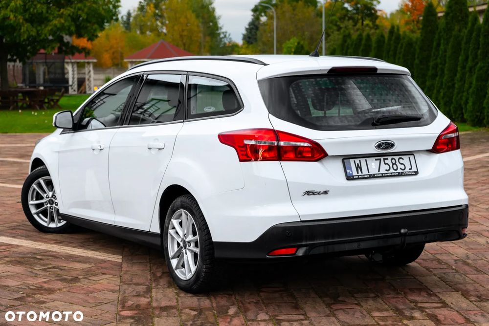 Ford Focus 1.5 TDCi DPF Start-Stopp-System Ambiente - 6