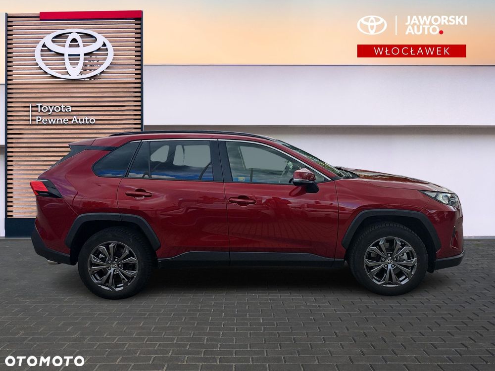 Toyota RAV4 - 8