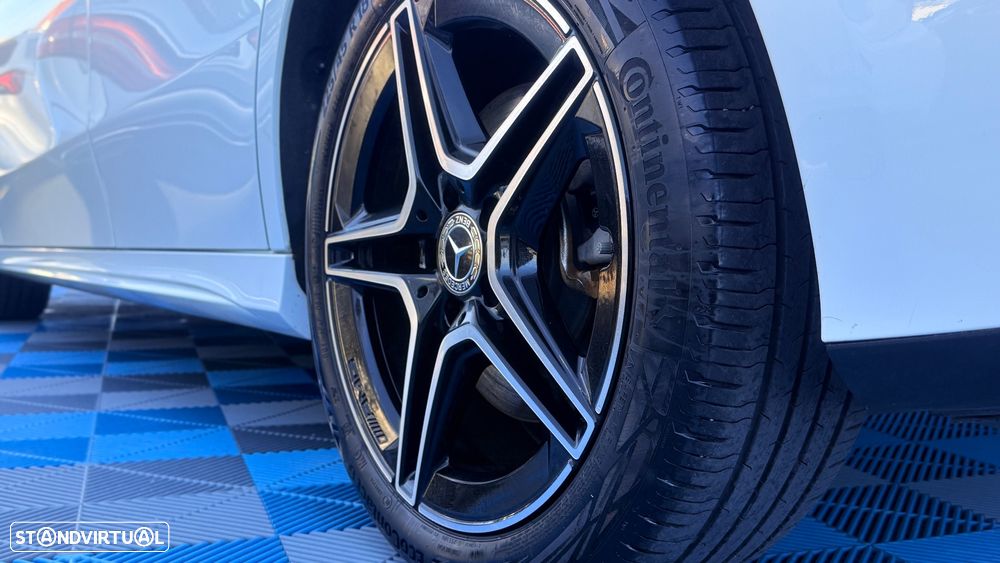 Mercedes-Benz A 250 e 8G-DCT AMG Line Advanced Plus - 14