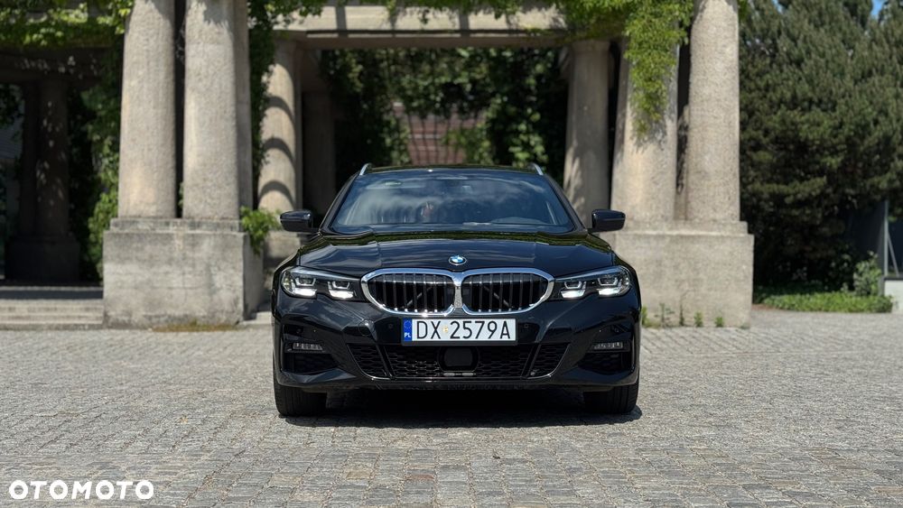 BMW Seria 3 330e M Sport sport - 3