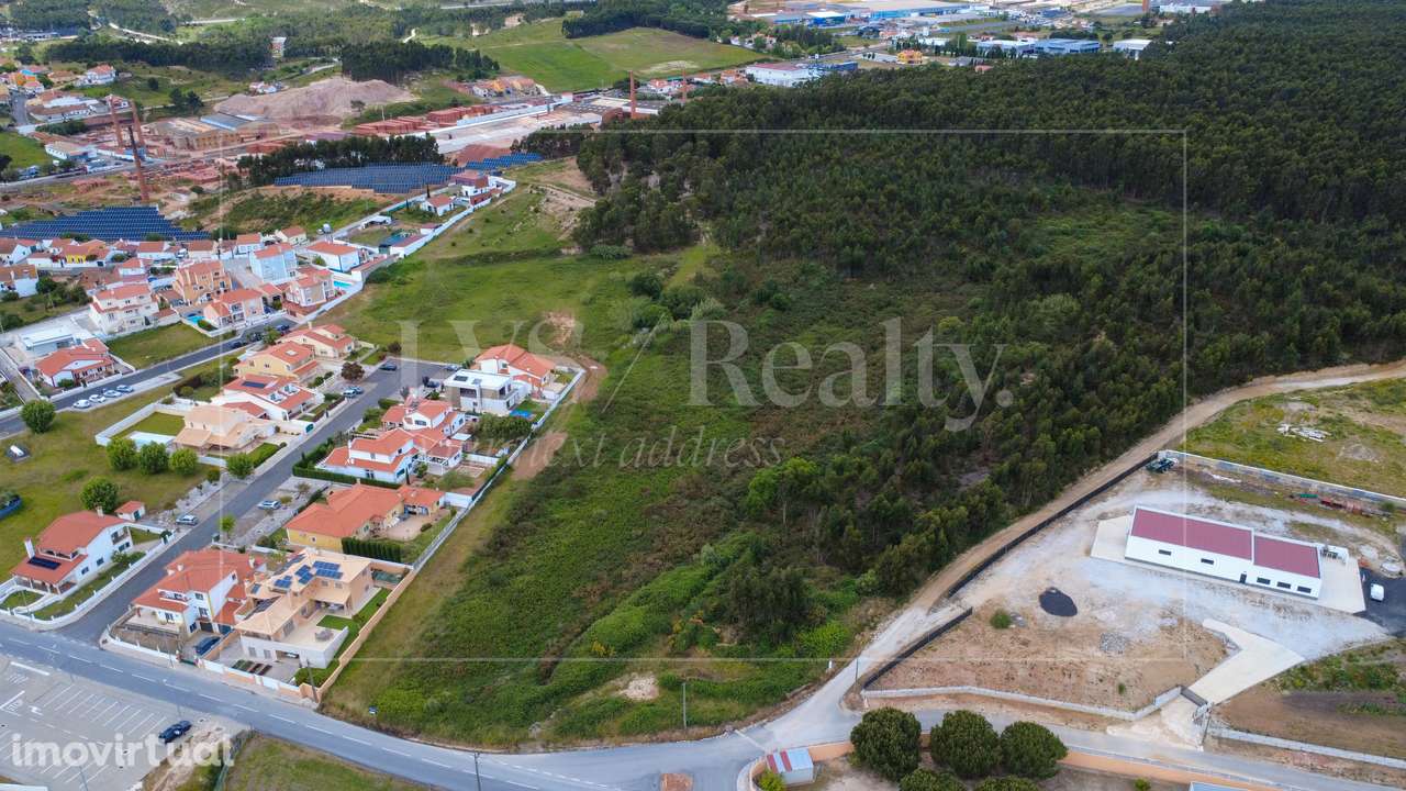 Terreno com uma área urbanizável de 24.000 m², Torres Vedras - Grande imagem: 2/37