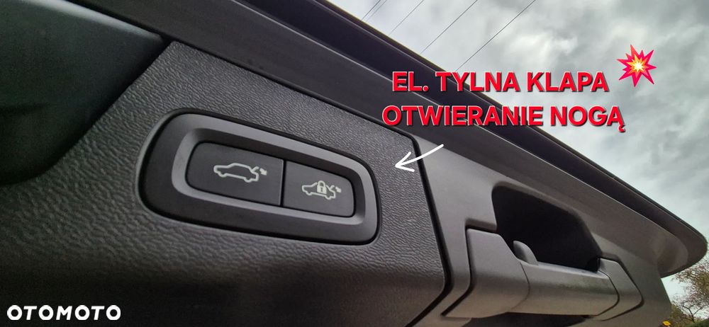 Volvo XC 60 T5 AWD R-Design - 32