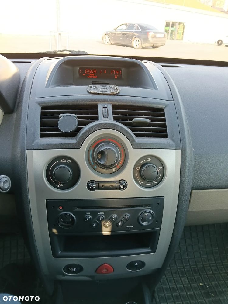 Renault Megane 1.6 Confort Expression - 26