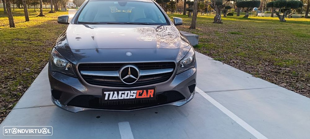 Mercedes-Benz CLA 180 d Shooting Brake - 2