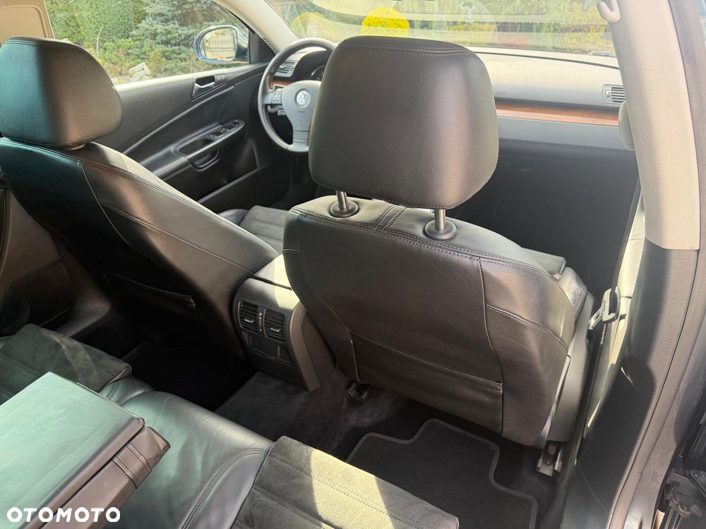 Volkswagen Passat 2.0 Turbo FSI Highline - 19