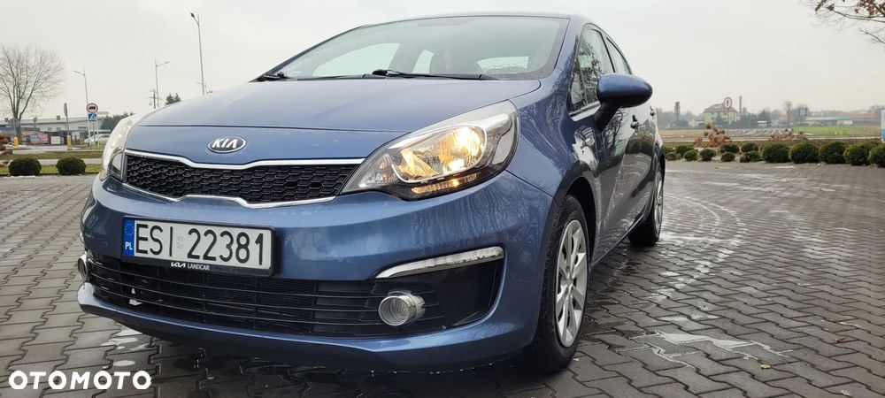 Kia Rio - 4
